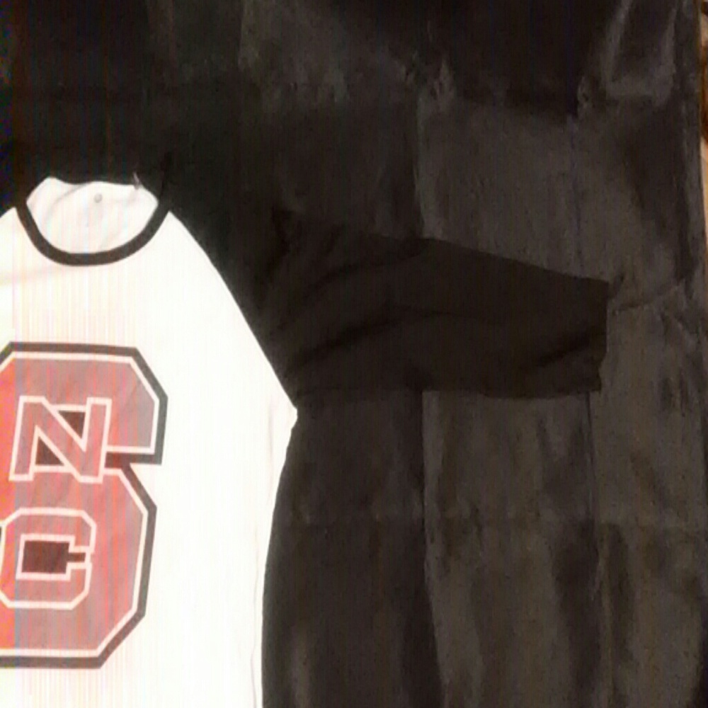 Top - Picture 2 of 4